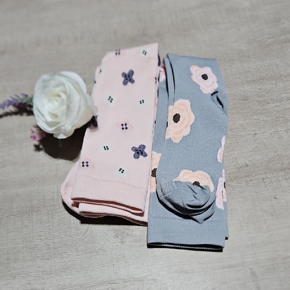 Floral Patterned Compression Over Calf Socks Set … - image 1